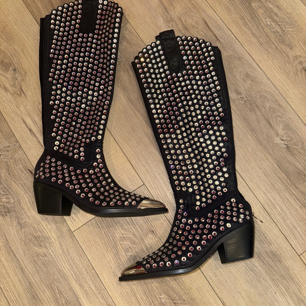 Black and Rhinestone Cowboy / Cowgirl Boots Size 8 Cowboy Carter